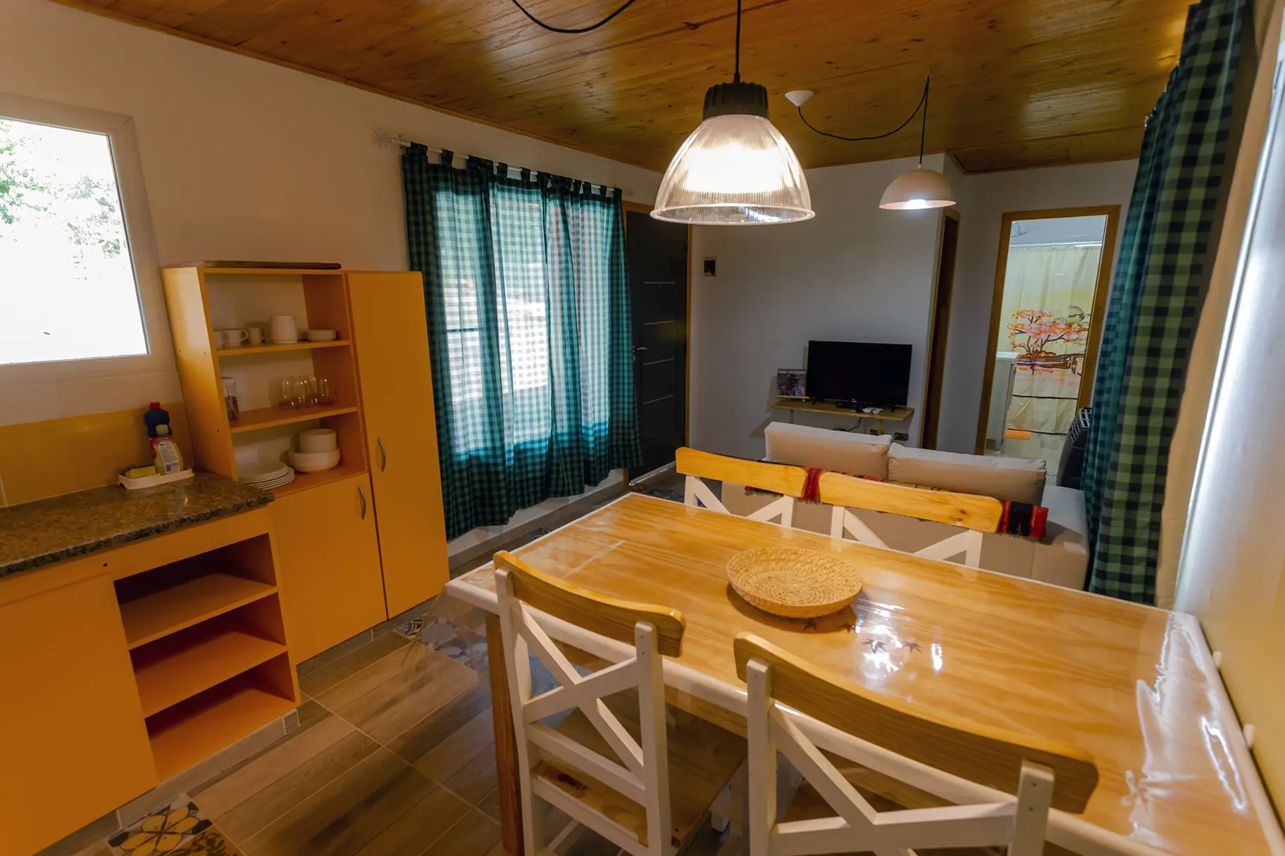 Cabaña N° 4 — Un dormitorio para 4 huéspedes — 2